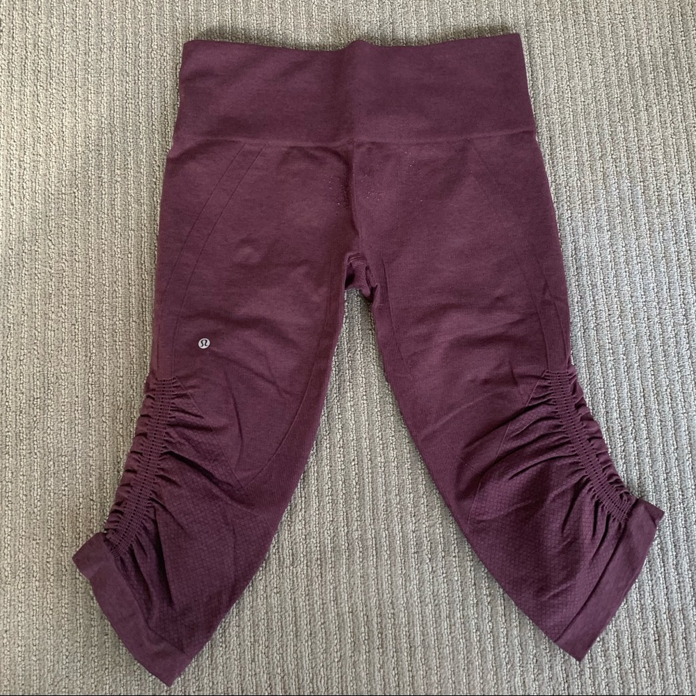Lululemon | In the Flow Crop - Picture 8 of 9